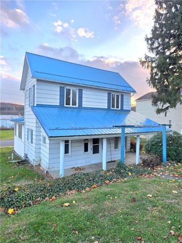 63 W Main St 73, Cowanshanock Twp, PA 16263