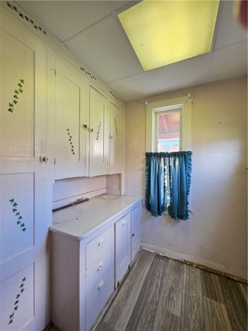 63 W Main St 73, Cowanshanock Twp, PA 16263