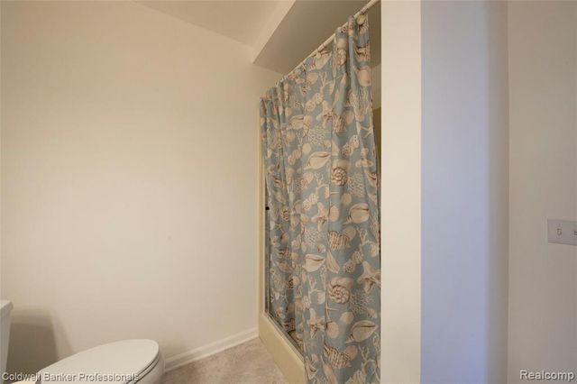 1964 Pine Court, Waterford, MI 48328