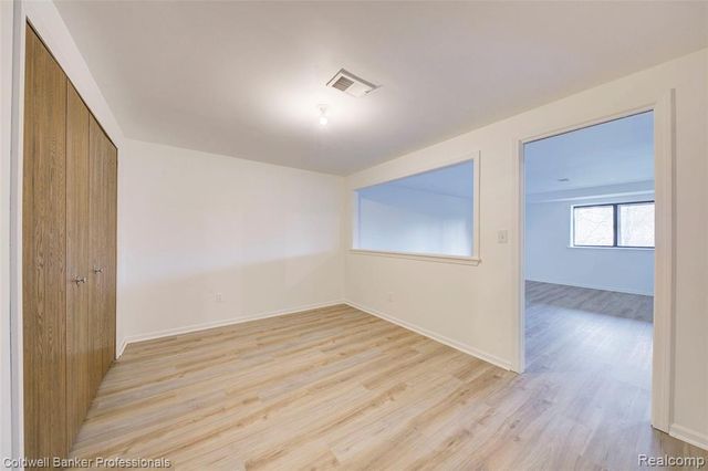 1964 Pine Court, Waterford, MI 48328