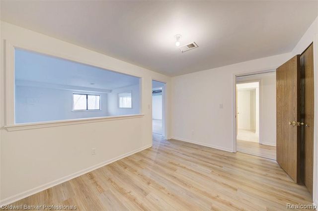 1964 Pine Court, Waterford, MI 48328