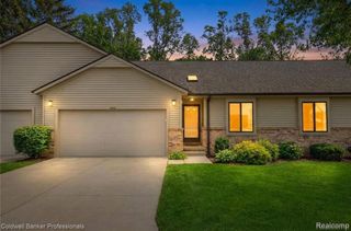 1964 Pine Court, Waterford, MI 48328