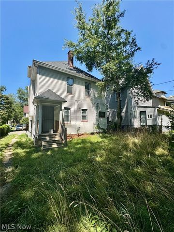 10818 Bryant Avenue, Cleveland, OH 44108