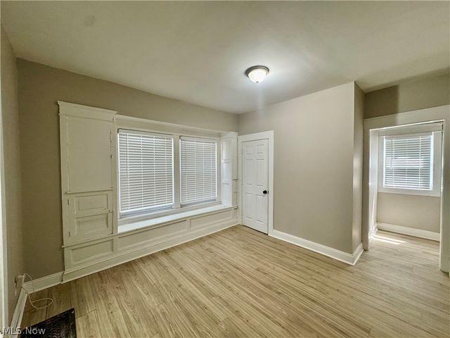 10818 Bryant Avenue, Cleveland, OH 44108