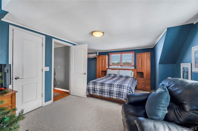 19 Radburn Drive, Commack, NY 11725