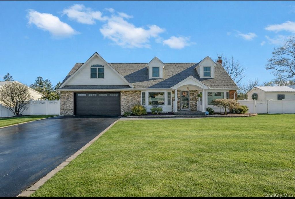 19 Radburn Drive, Commack, NY 11725