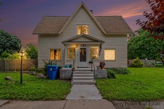 1187 Washington Avenue, Muskegon, MI 49441