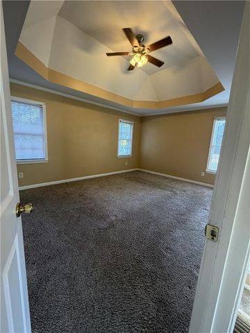 814 Michael Lee Way, Lawrenceville, GA 30043