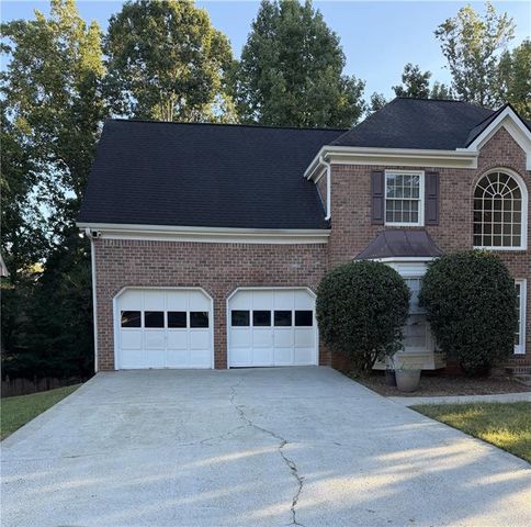 814 Michael Lee Way, Lawrenceville, GA 30043