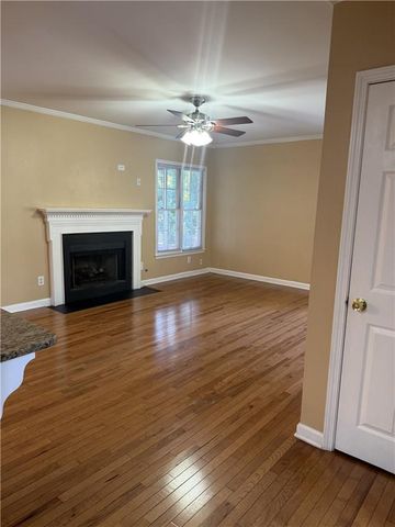 814 Michael Lee Way, Lawrenceville, GA 30043