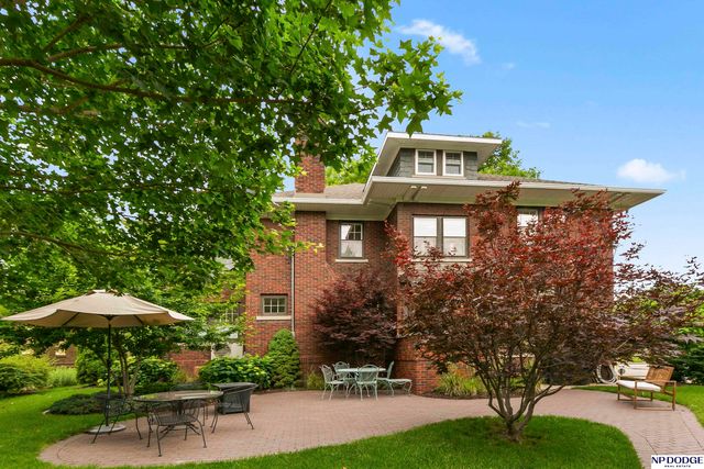 1023 Mercer Boulevard, Omaha, NE 68131