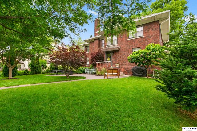 1023 Mercer Boulevard, Omaha, NE 68131
