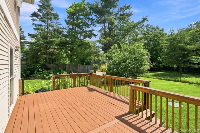 7 Dolfinger Lane, Fishkill, NY 12524