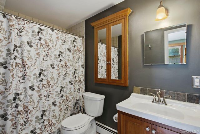 7 Dolfinger Lane, Fishkill, NY 12524