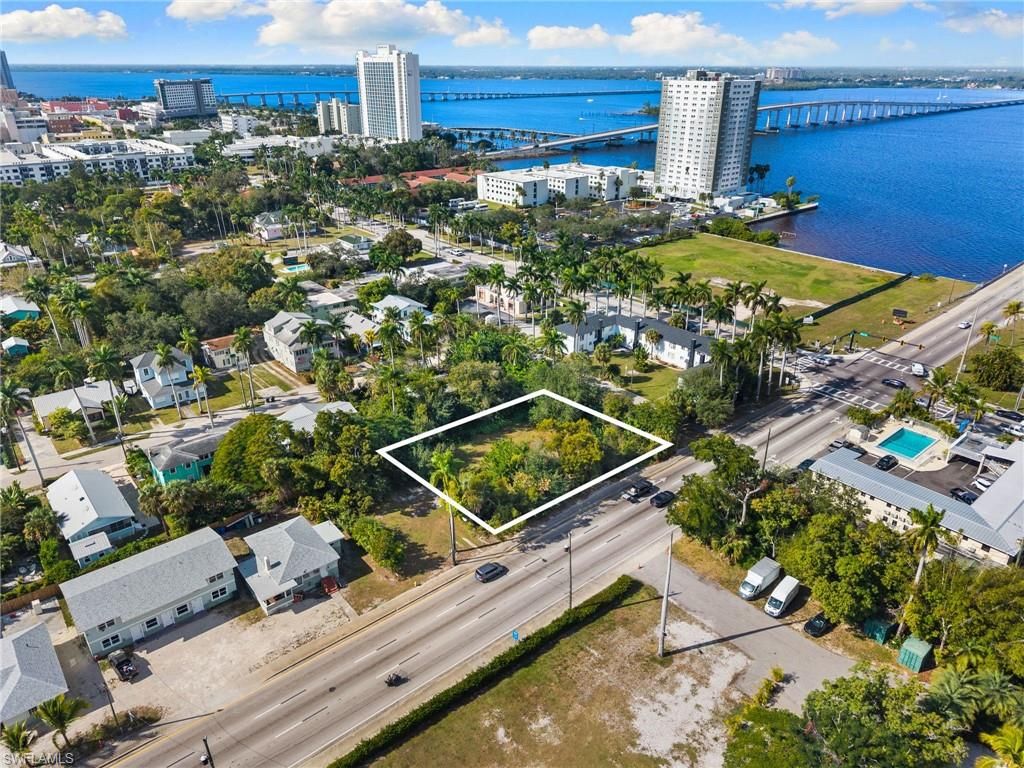 1526 Park AVE, FORT MYERS, FL 33901 — photo 3