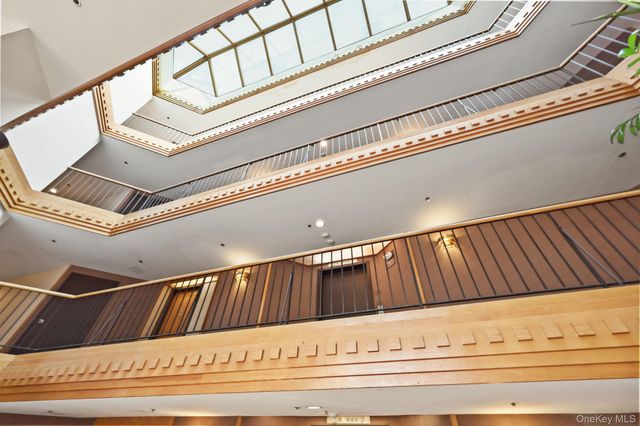 508 Central Park Avenue 5402, Scarsdale, NY 10583