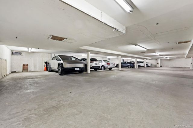 508 Central Park Avenue 5402, Scarsdale, NY 10583