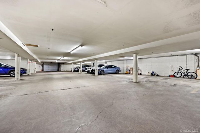 508 Central Park Avenue 5402, Scarsdale, NY 10583