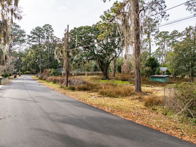 103 Whitfield Street, Beaufort, SC 29902