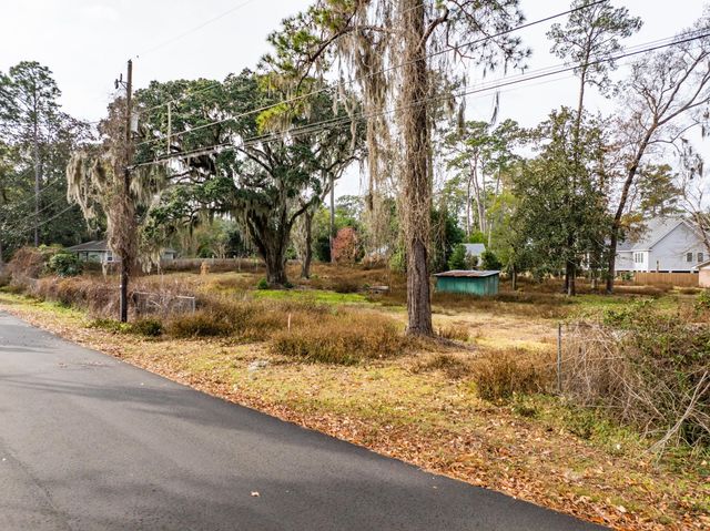 103 Whitfield Street, Beaufort, SC 29902