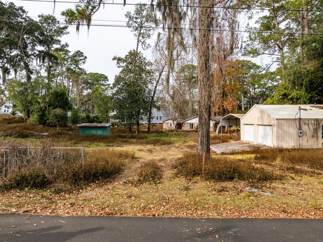 103 Whitfield Street, Beaufort, SC 29902