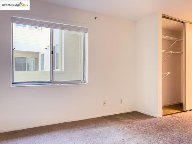 1300 Quarry Ct 303, Richmond, CA 94801