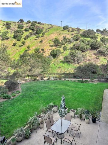 1300 Quarry Ct 303, Richmond, CA 94801