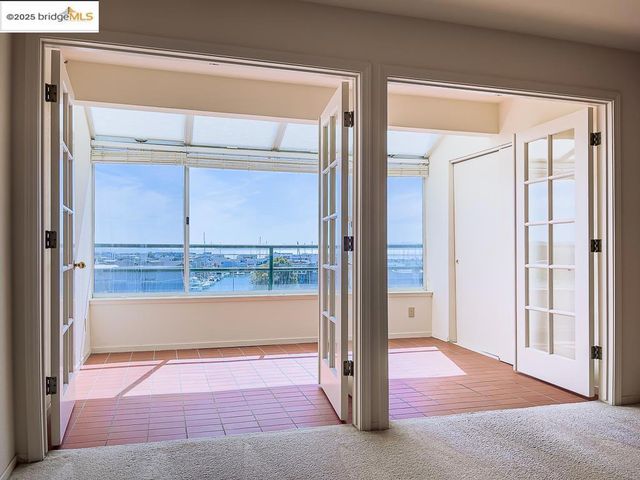 1300 Quarry Ct 303, Richmond, CA 94801