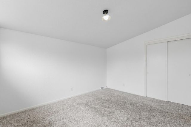 6401 N Randall St, Wichita, KS 67219