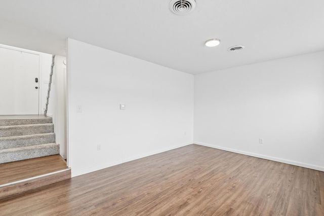 6401 N Randall St, Wichita, KS 67219