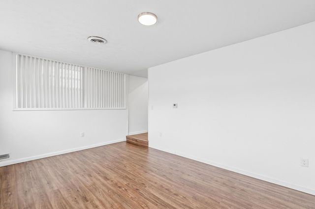 6401 N Randall St, Wichita, KS 67219