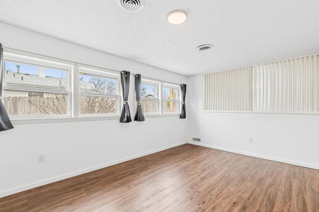 6401 N Randall St, Wichita, KS 67219