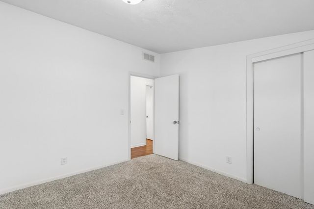 6401 N Randall St, Wichita, KS 67219