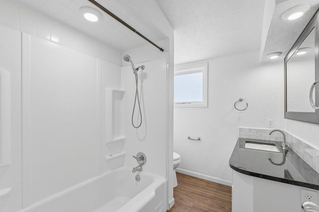 6401 N Randall St, Wichita, KS 67219