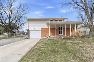 6401 N Randall St, Wichita, KS 67219