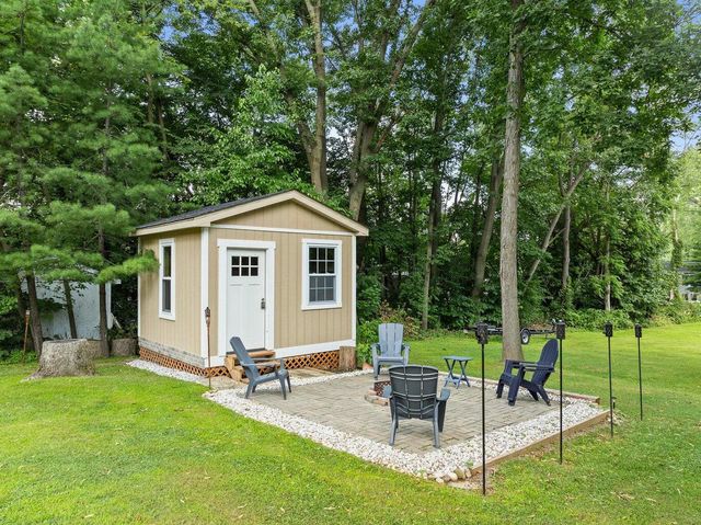 800 Lake STREET, Twin Lakes, WI 53181