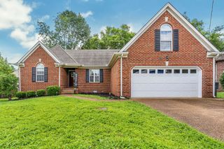 712 Milbridge Ct, Antioch, TN 37013