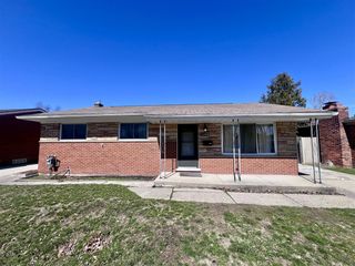 4709 Gerald Street, Warren, MI 48092