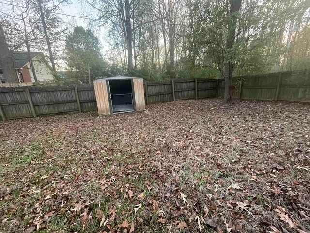 18 Woodbriar Dr, Jacksonville, AR 72076