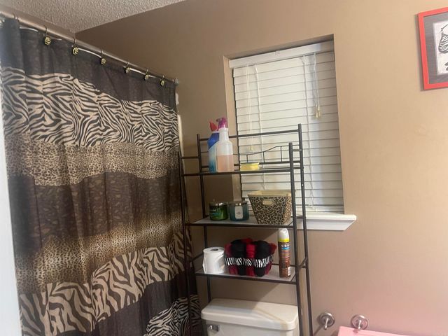 18 Woodbriar Dr, Jacksonville, AR 72076