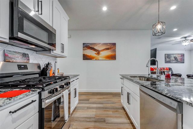 7715 Montana Ruby Drive, Rosharon, TX 77583