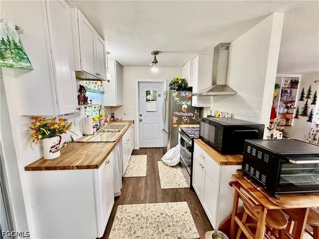 332 Dellwood AVE, Lehigh Acres, FL 33936