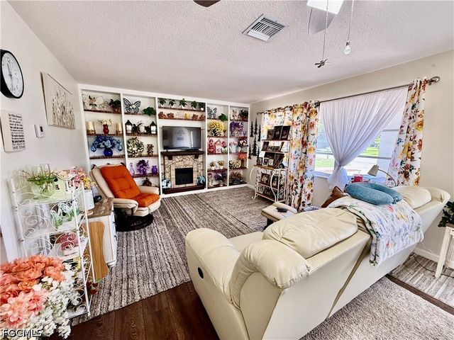 332 Dellwood AVE, Lehigh Acres, FL 33936