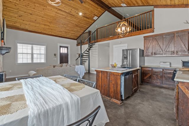 395 Private Road 4219, Decatur, TX 76234
