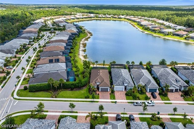6787 Pennyroyal DR, Naples, FL 34114