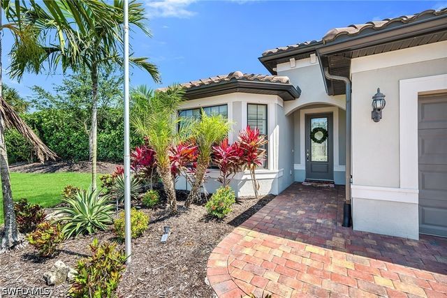 6787 Pennyroyal DR, Naples, FL 34114