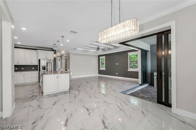 6787 Pennyroyal DR, Naples, FL 34114