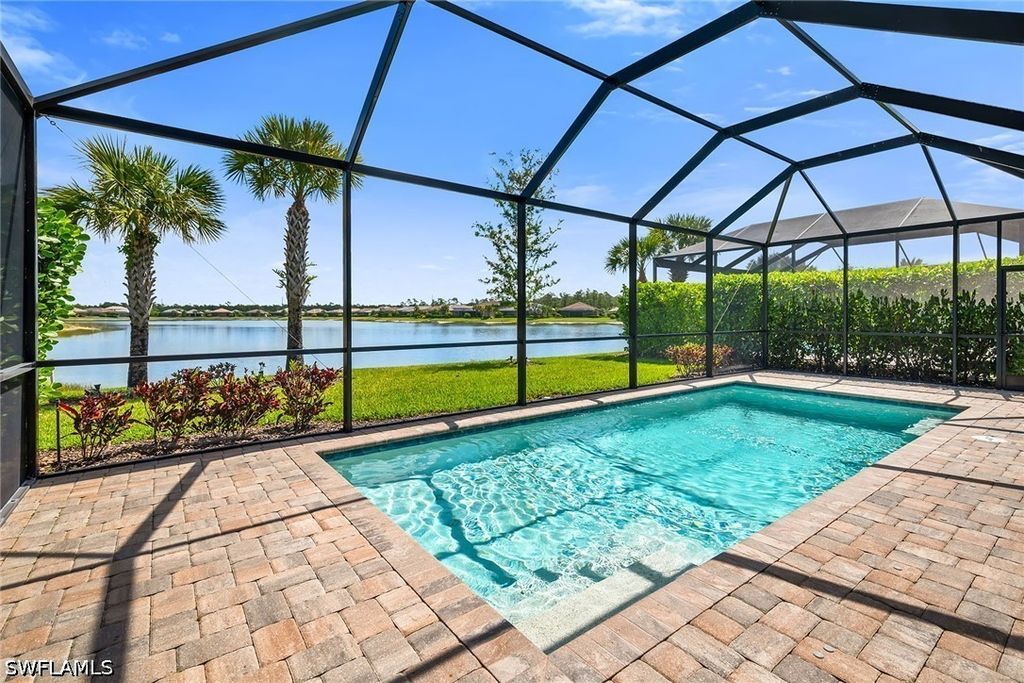 6787 Pennyroyal DR, Naples, FL 34114