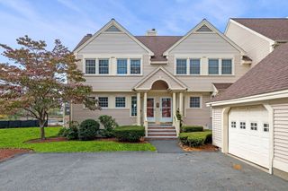 33 Water St 7, Danvers, MA 01923