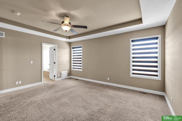 19758 Weir Street, Omaha, NE 68135